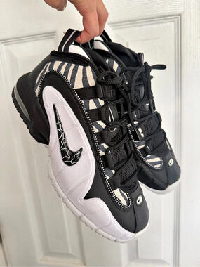 Nike Air More Uptempo Women's Animal Print Sneakers US 6.5, NEW